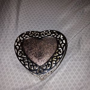 Things remembered mini heart jewelry  box